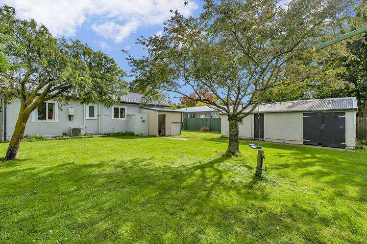 7 Russell Street Darfield_16