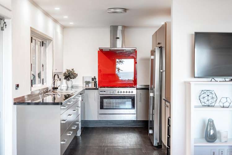 142 Severn Street Island Bay_7