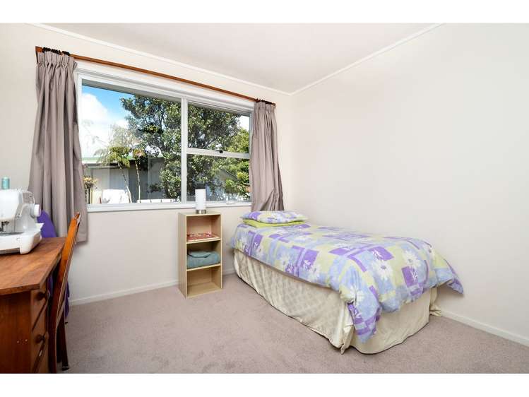 20 Finlow Drive Te Atatu South_6
