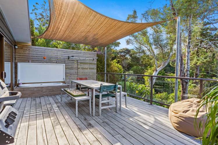 9 Ferndale Avenue Leigh_7