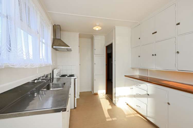 404 Montgomery Street Raureka_6