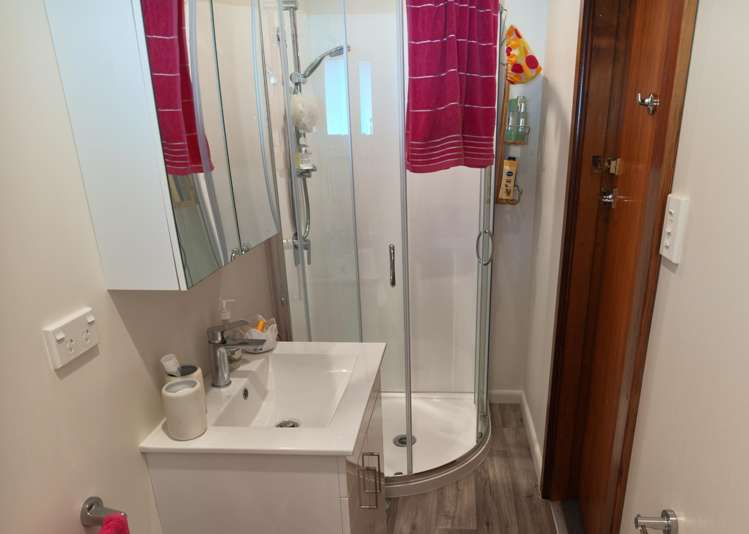 230 Sewell Street Hokitika_11