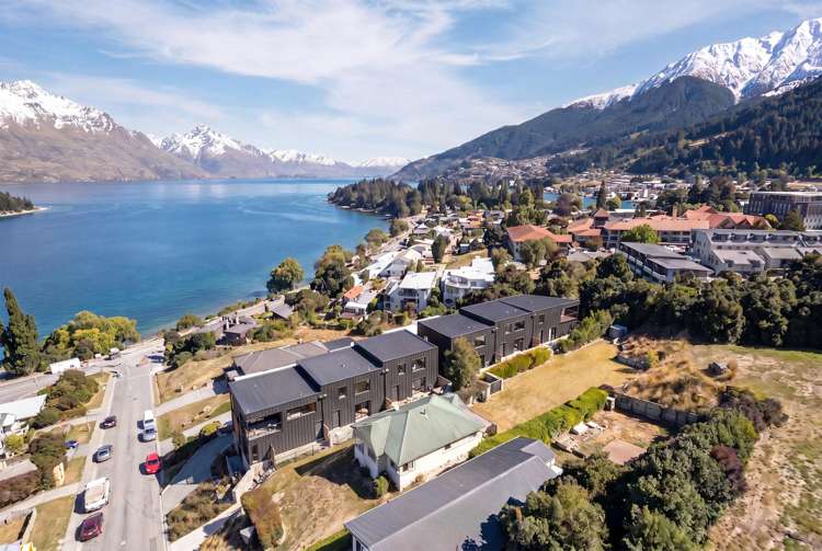 The Bay Collection, 8 Suburb Street Queenstown_12