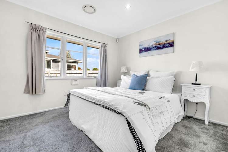 37 Hallberry Road Mangere East_12