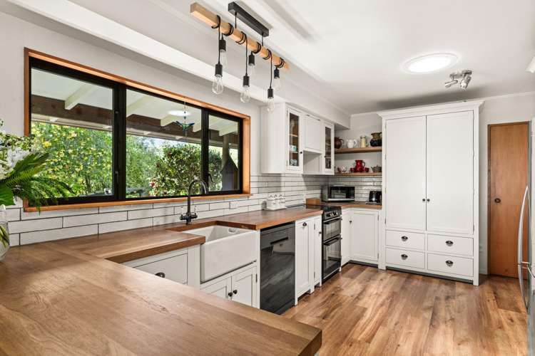 40 Longview Road Poraiti_15