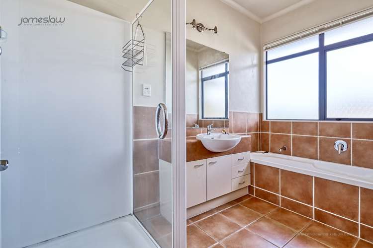 198 Kyle Road Greenhithe_10