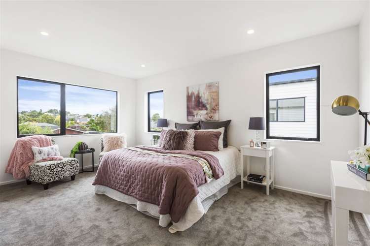 17b Stanniland Street Sunnyhills_15