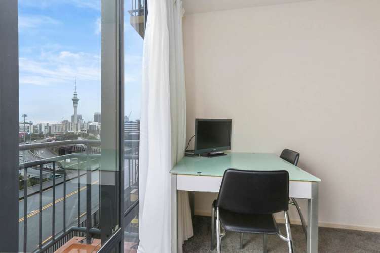 4e/11 Howe Street Freemans Bay_1