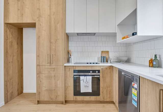 12/23 Makomako Drive 1627_2