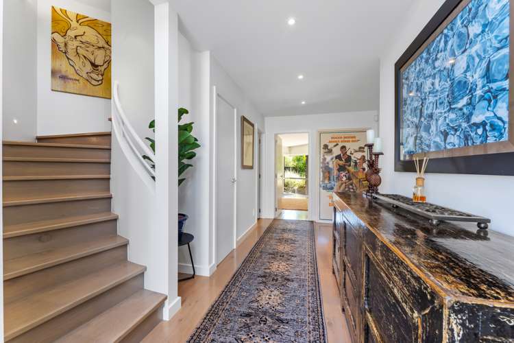 2/20 Gulf View Road Murrays Bay_8