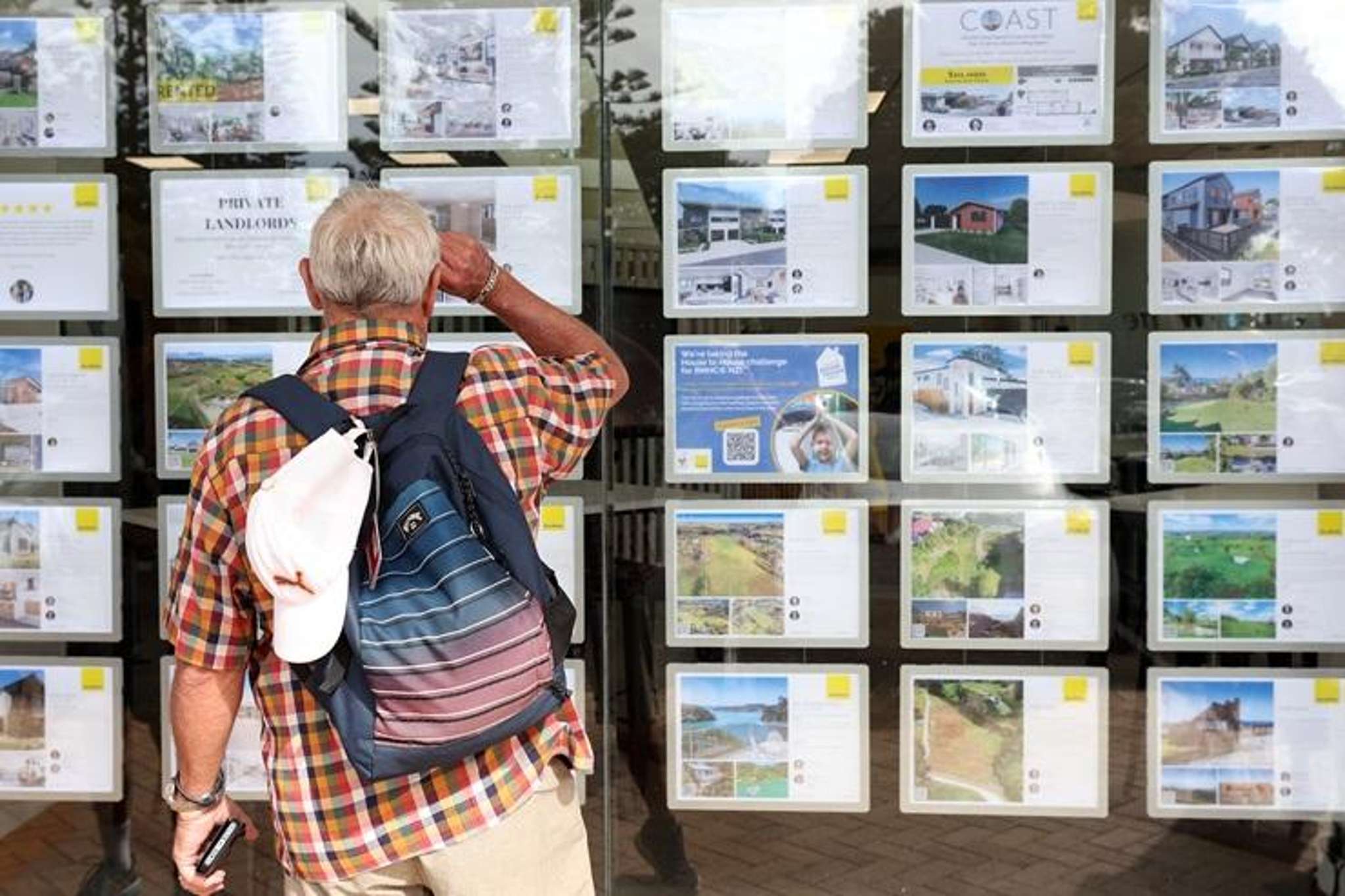 Tony Alexander: Odds of a U-turn on mortgage rates are growing