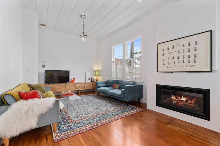 33 Church Street Devonport_12