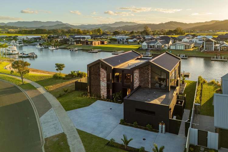91 Leeward Drive_3