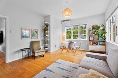 37 McCullough Avenue_4