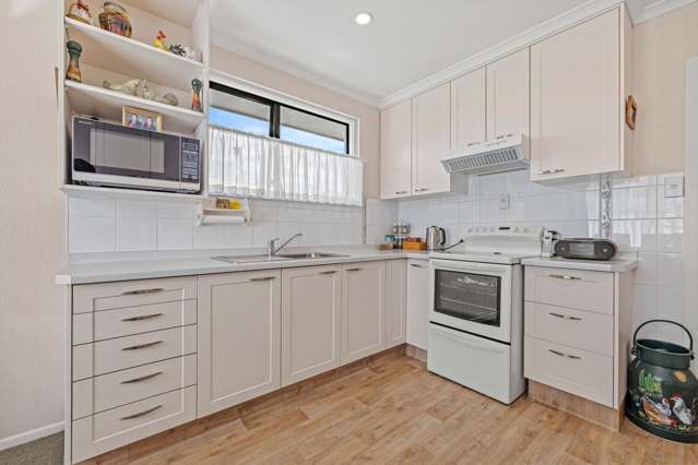 38 Frensham Crescent Woolston_1