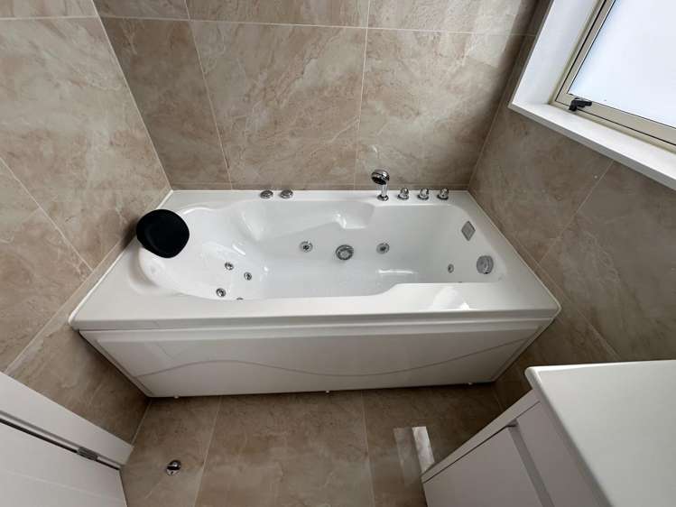 A/54 White swan Rd Mount Roskill_4