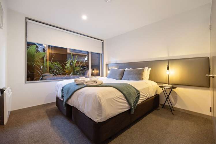 13/22 Hallenstein Street Queenstown_11