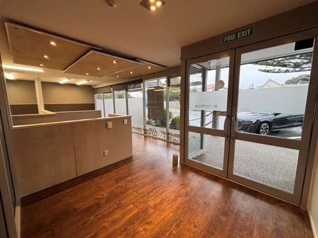 6 Seaview Road Paraparaumu Beach_1