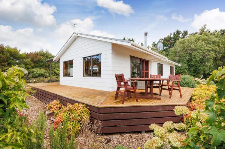1141 Makino Road Halcombe_13