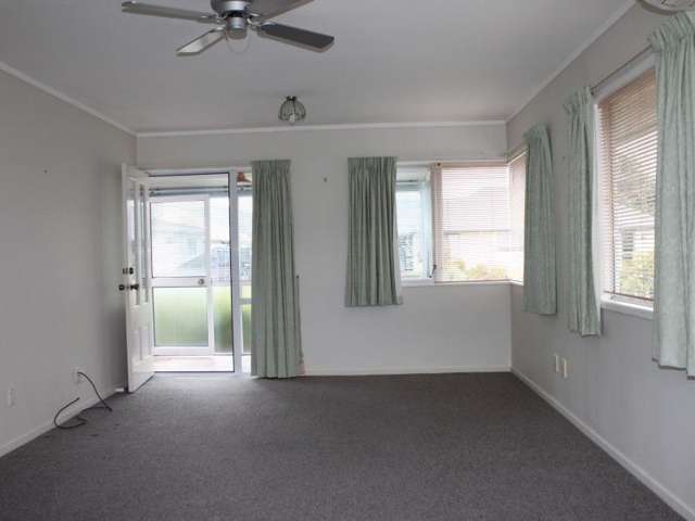 60 Aldinga Avenue Stoke_4