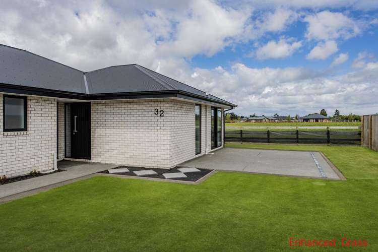 32 Plover Avenue Amberley_15