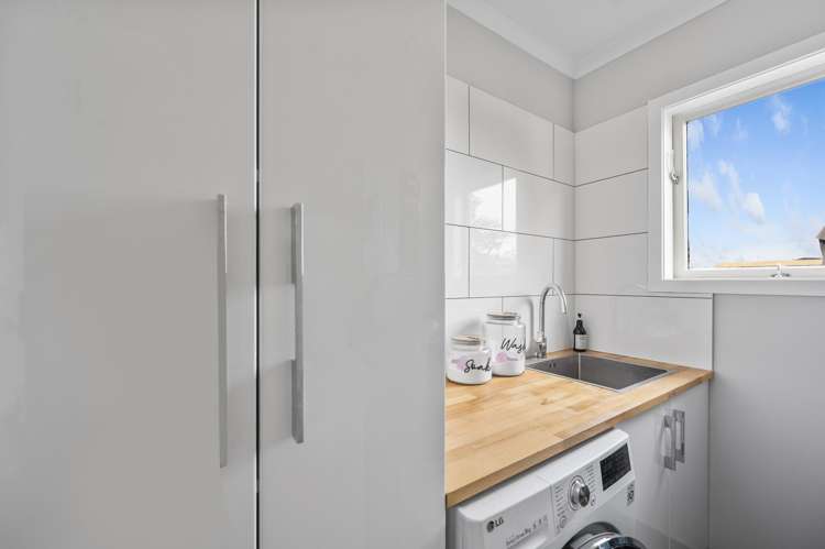 112 Clarence Cox Crescent Pirimai_9