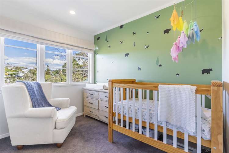 7 Woodhams Street Beach Haven_12