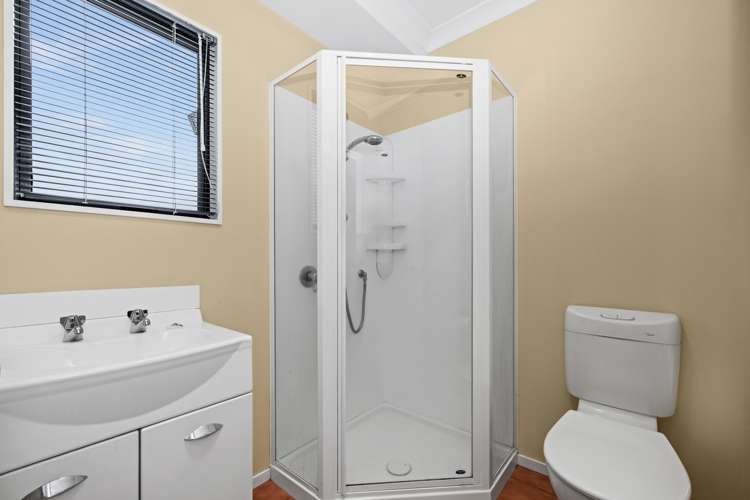 417 Southland Place Raureka_6