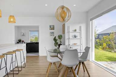 54 Ngaru Crescent_3
