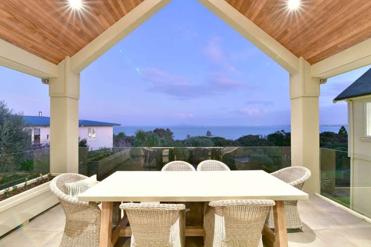 64 Beauvoir Avenue Matakatia_6