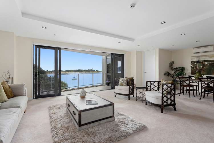 402/17 Quay Street Whakatane_1