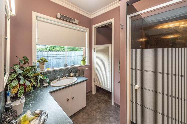 21 Riverbank Road Okoia_18