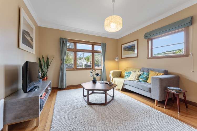 27 Manuka Street Otaki Beach_7