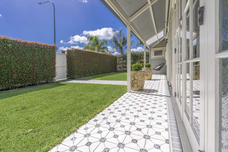 100 Old Mill Road Westmere_28