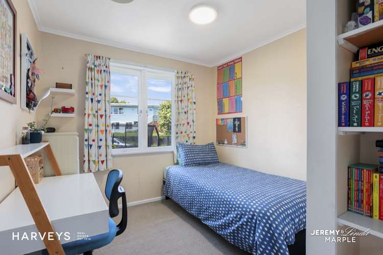 120 Vodanovich Road Te Atatu South_11