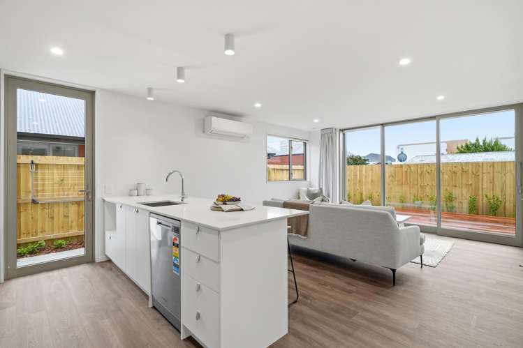 1/39 Antigua Street Addington_1