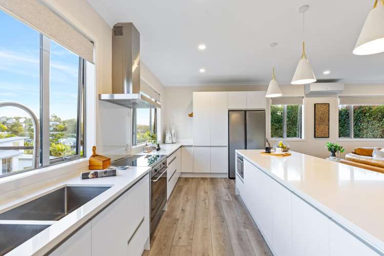6 Andre Rise Stanmore Bay_19