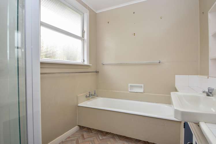 3 Walnut Lane Carterton_12