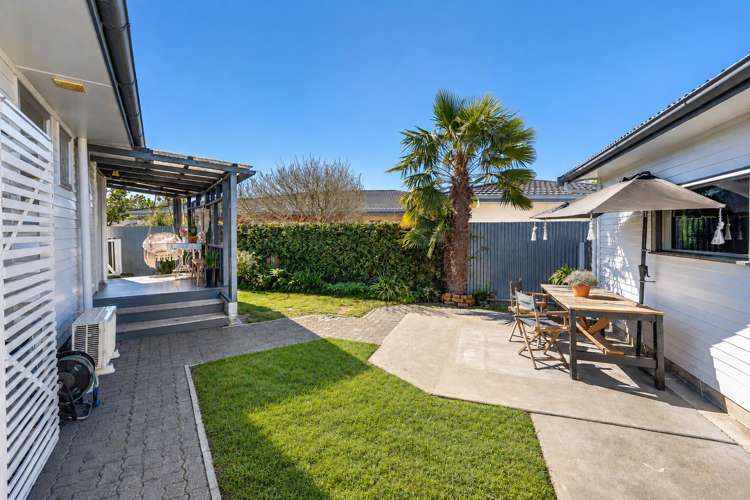 8 Brown Street Taradale_19