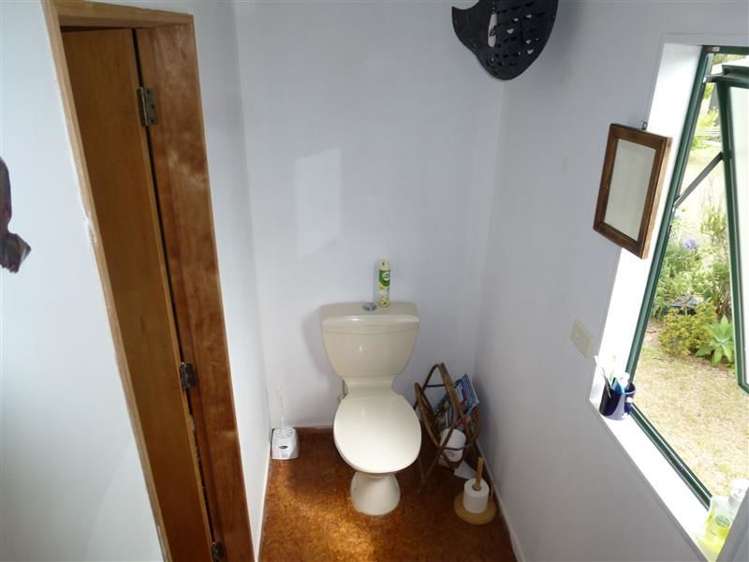 214 Patuwai Drive Whangamata_11