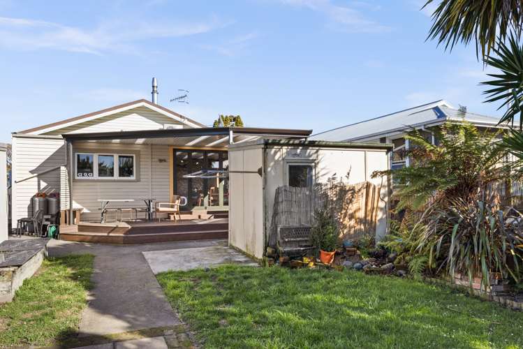 247 Georges Drive Napier South_23