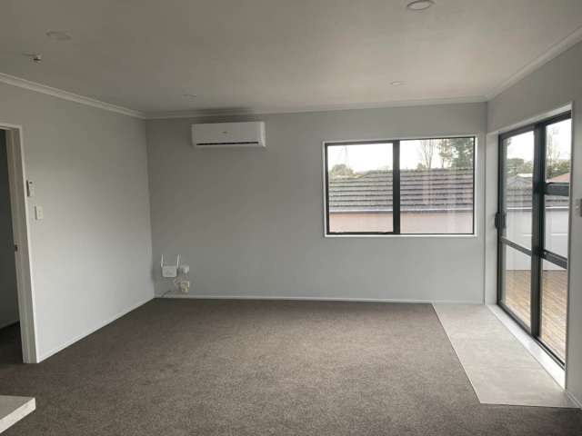 3/24 Henderson Avenue Tuakau_2