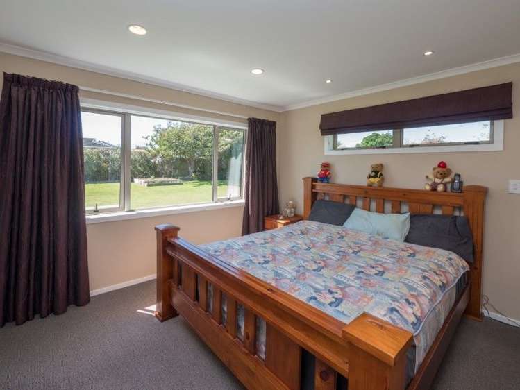 10 Ponderosa Place Opunake_12