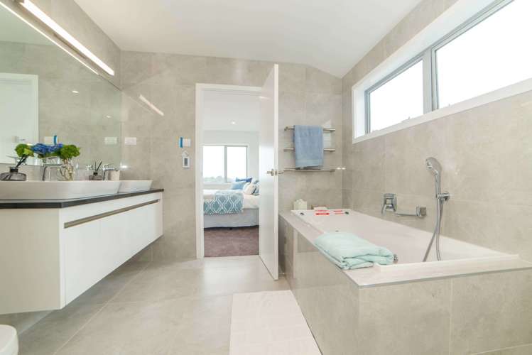 29 Headland Drive Long Bay_23