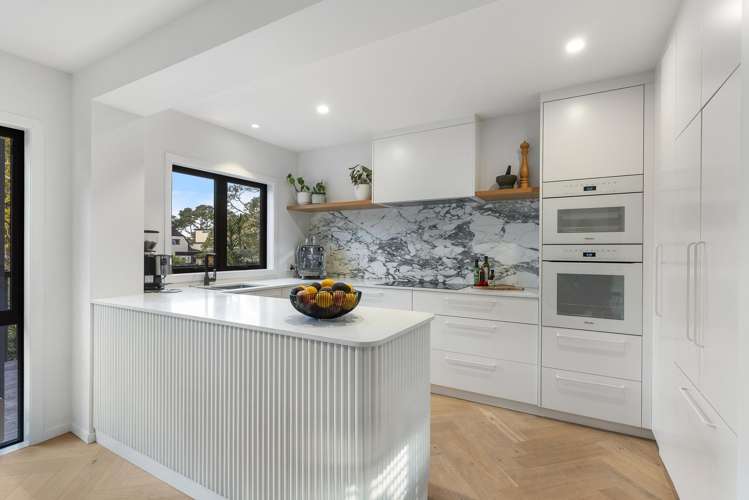 112 St Stephens Avenue Parnell_7