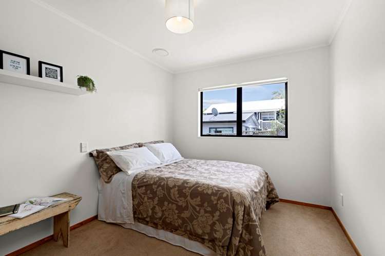 9 Hatfield Heights Hatfields Beach_17