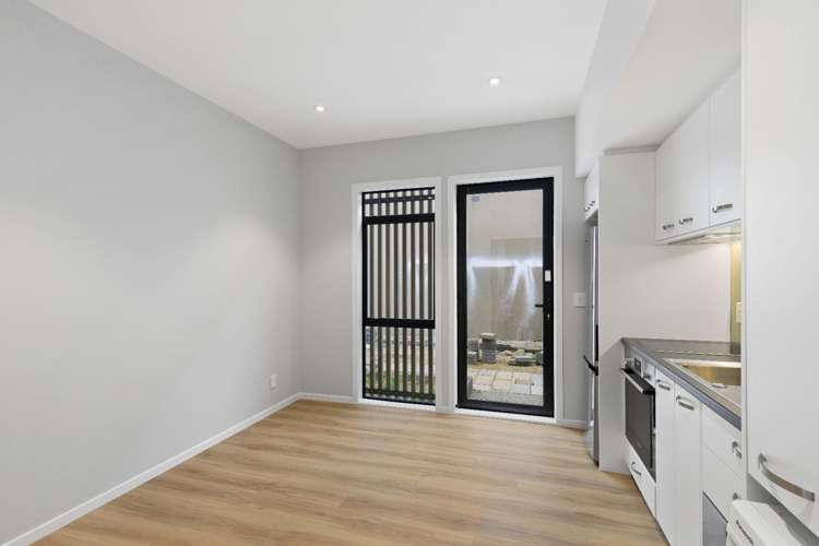 5B/40 Dudley Street 10609_3