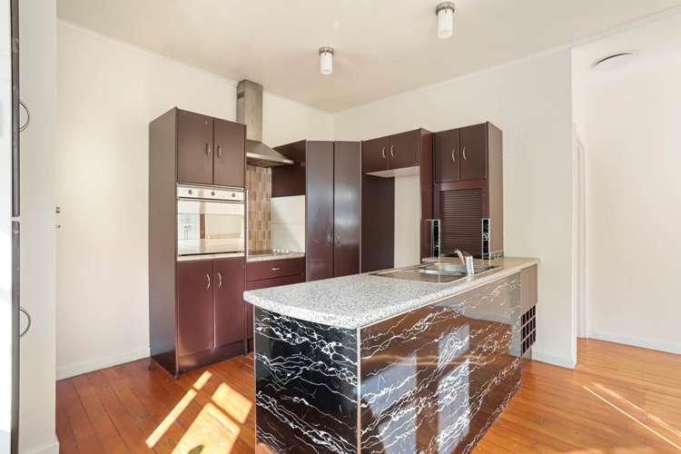 690 Great North Road Grey Lynn_15