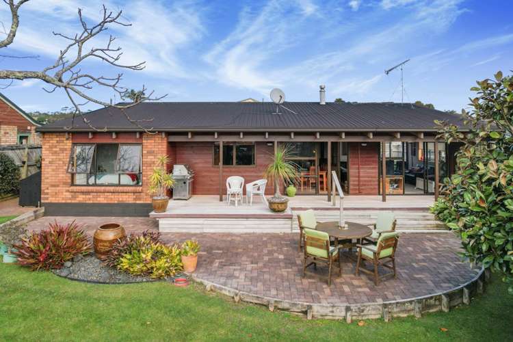 51 Bay Vista Drive Red Beach_12