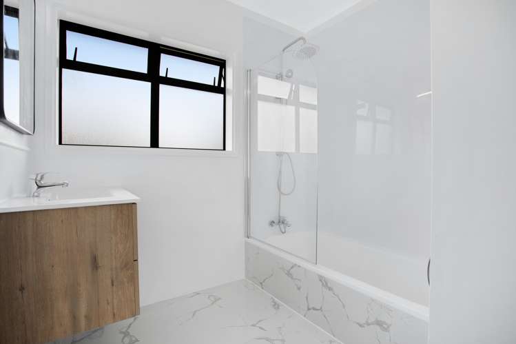 12 David Avenue Hillpark_12